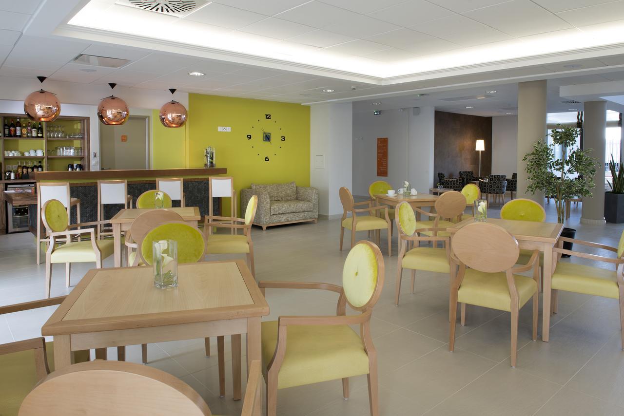 Domitys "Les Etoiles D'Argent" Residence Services Seniors Страсбург Экстерьер фото